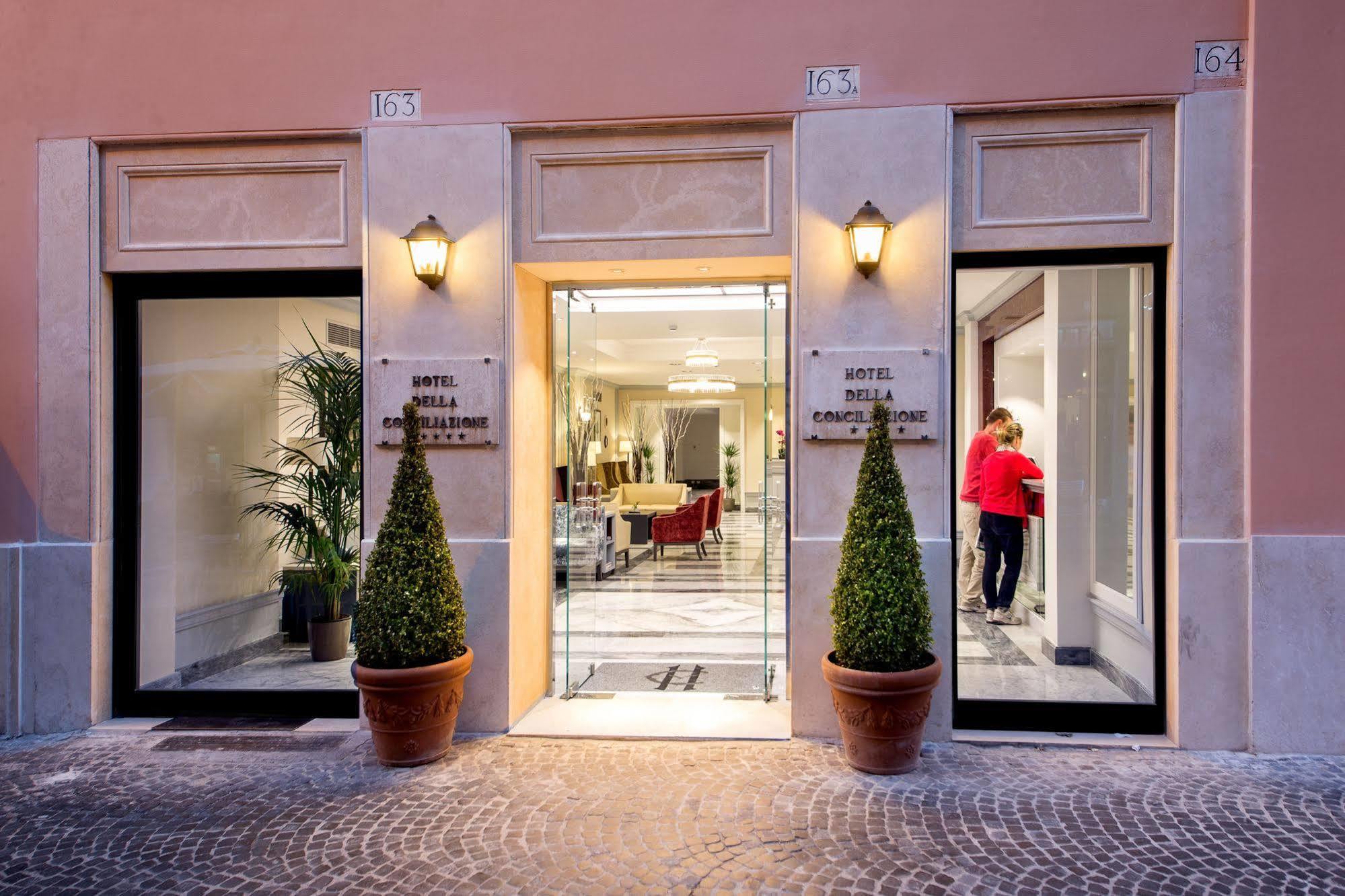 Hotel Della Conciliazione Рим Екстериор снимка